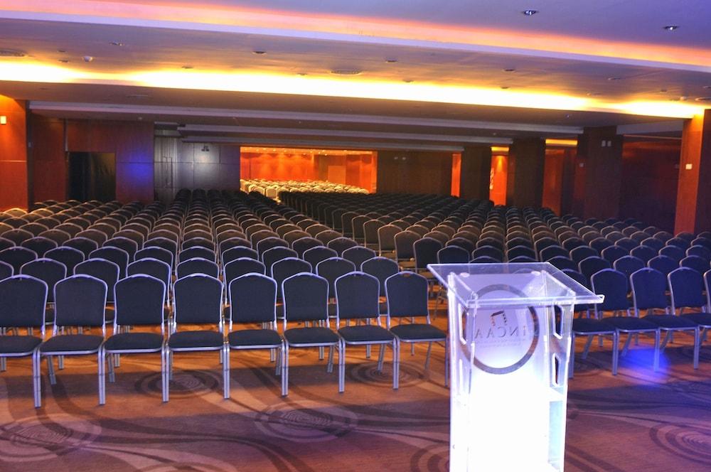 Rayentray Grand Hotel Puerto Madryn Luaran gambar