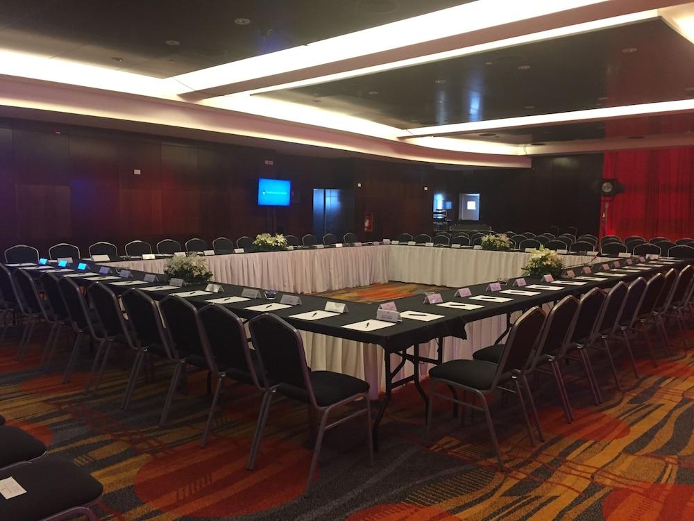 Rayentray Grand Hotel Puerto Madryn Luaran gambar