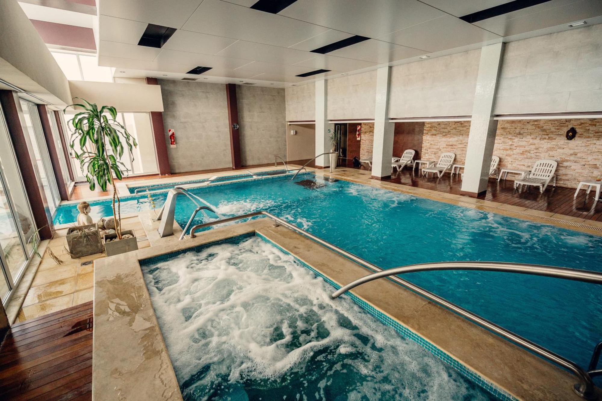 Rayentray Grand Hotel Puerto Madryn Luaran gambar