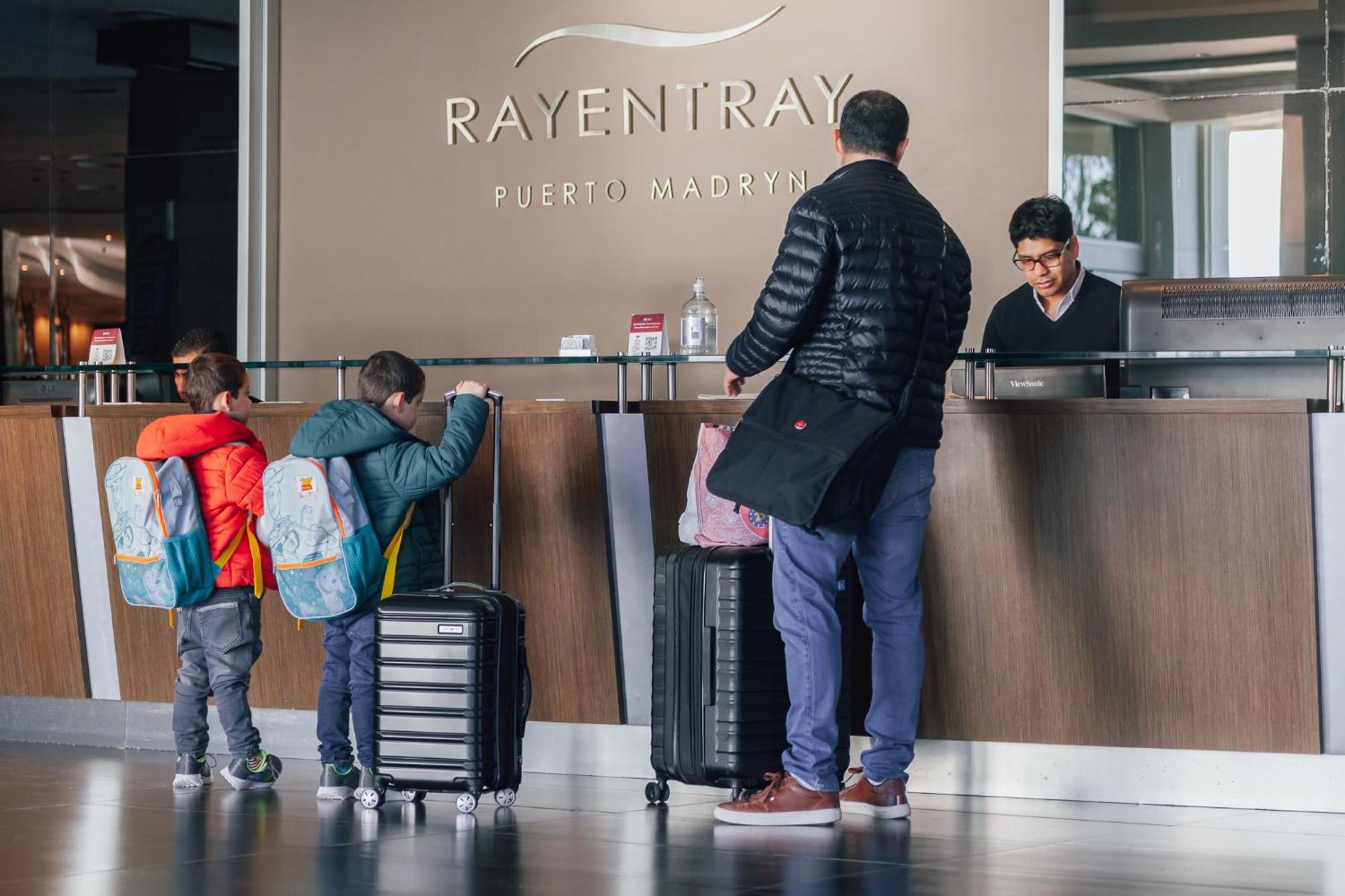 Rayentray Grand Hotel Puerto Madryn Luaran gambar